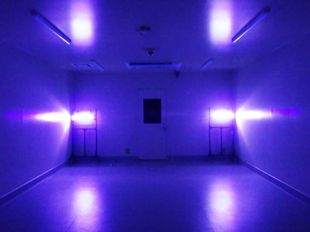 （写真3）試験場所と光源設置のイメージ